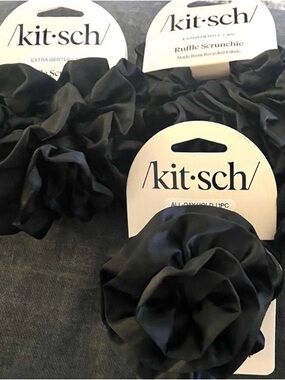 Kitsch 🌟Hair Accessories BUNDLE Ruffle Scrunchies (2) Rosette Clip (1) NWT